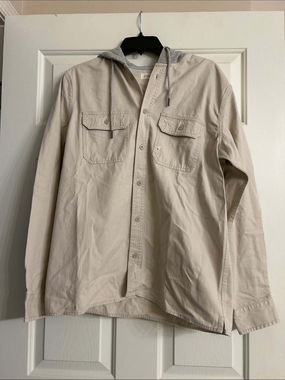 Men's Aeropostale Hooded Overshirt Jacket in Light Beige Size S NWT!!!